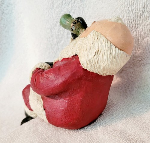Santa And Coke Bottle Holiday Christmas Decor Shelf Sitting preowned - Picture 5 of 9