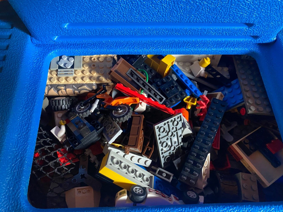 Lego Vintage 1985 Blue Storage Carry Case with Legos Briefcase eBay