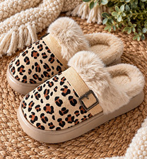Leopard Print Platform Slippers Faux Fur Slides NWT Women  s Size 5.5-6.5