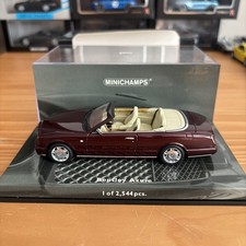 1:43 Minichamps Bentley Azure Convertible 2006 Red Over Cream 139560