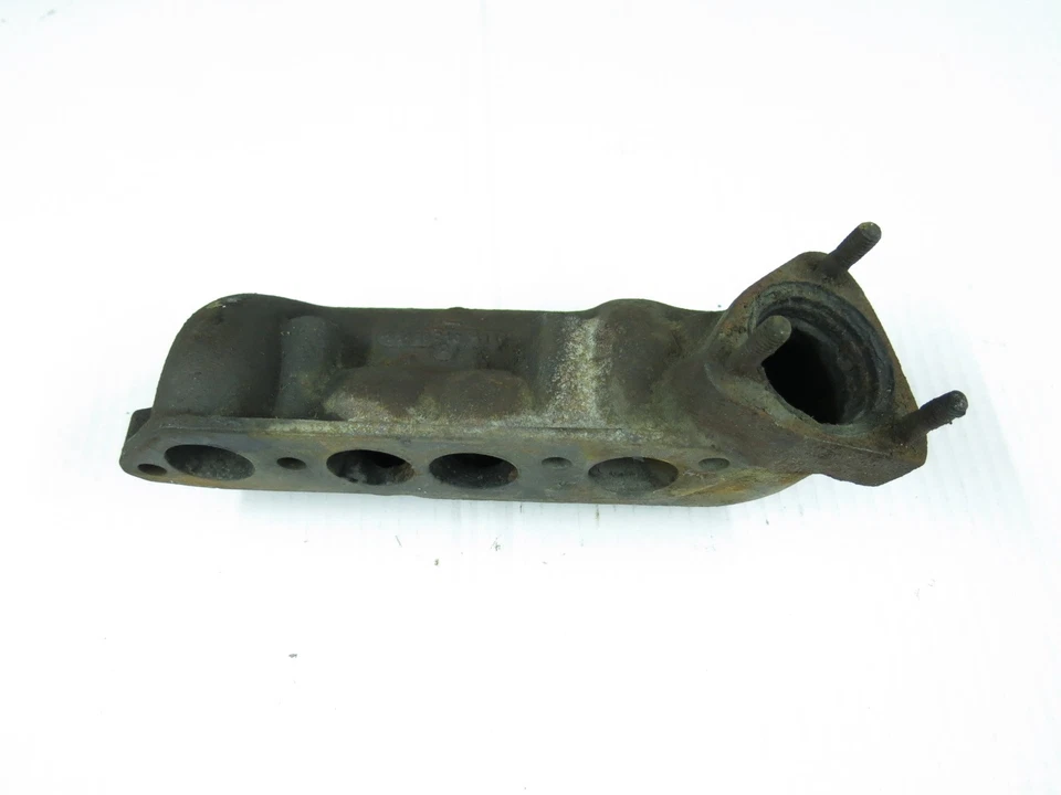 Lancia Appia 3 Serie Auspuffkrümmer Vorderachse Gusseisen Grau, Gebraucht - Bild 1 von 1
