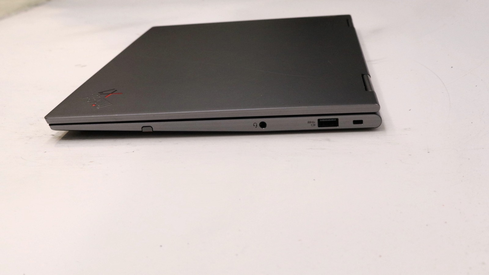 lenovo x1 yoga gen7, 14-Inch Laptop, with 12TH GEN INTEL(R) CORE(TM) I7-1265U, 512GB NVMe, Windows 10 Pro
