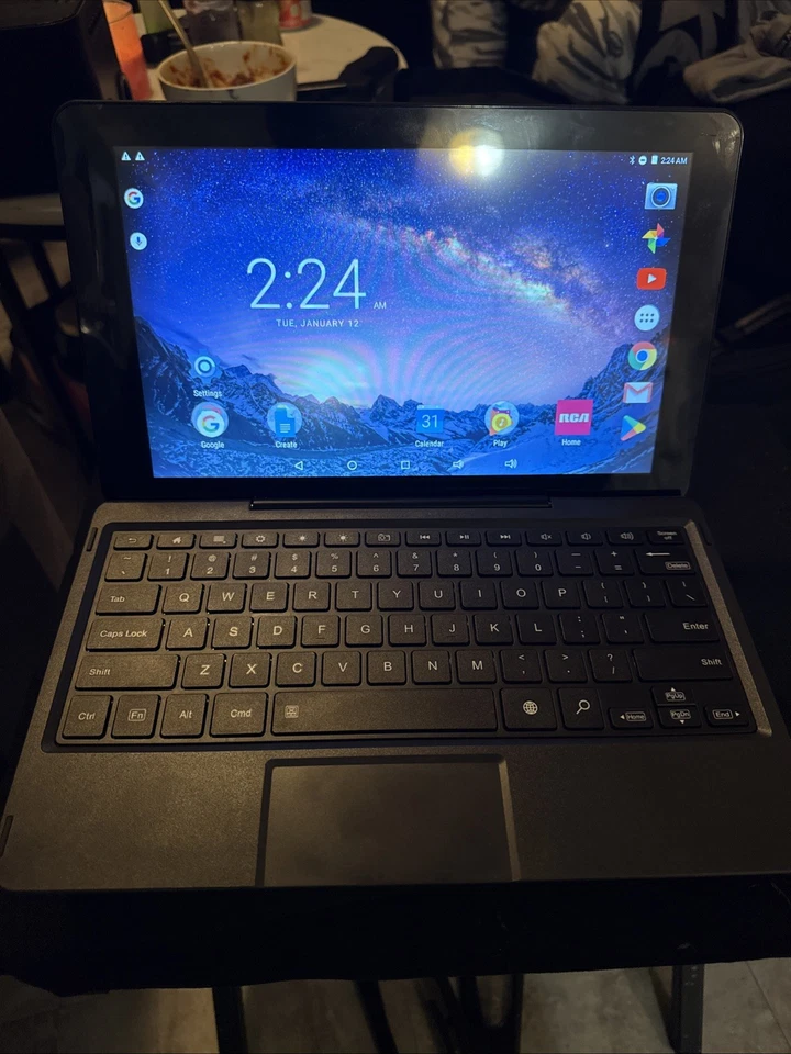 Tablet RCA com teclado - Imagem 3 de 4