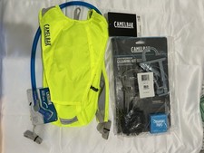 NWT Camelbak Cloud Walker Hydration Pack 1.5 L Crux Reservoir + Cleaning Set