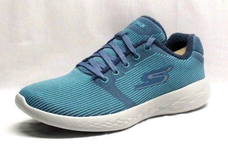 Courir skechers top