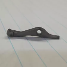 Winchester Model 12  Extractor -left 12 + 16ga.  (Z-138)