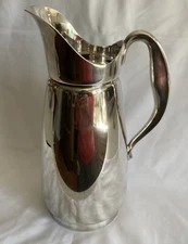 Vintage REED & BARTON #5485 Silverplate 50 oz. Water Pitcher with Ice Lip