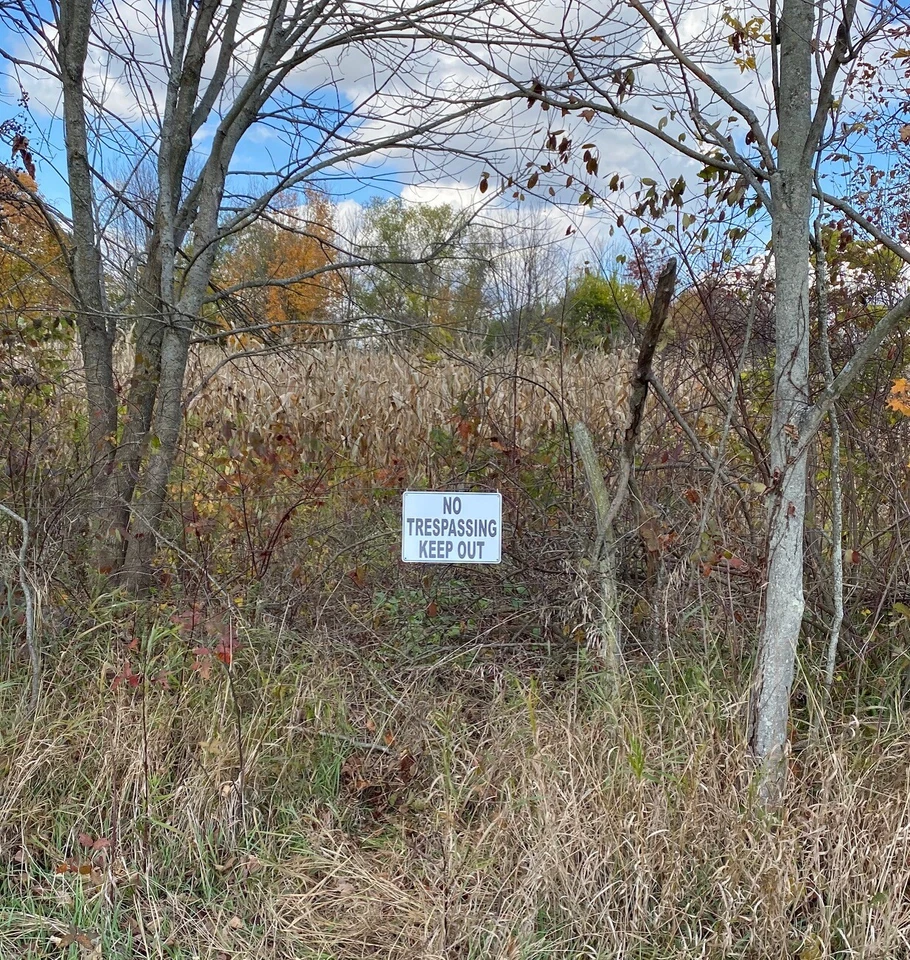 Large "NO TRESPASSING KEEP OUT" Sign - 10" x 14" Heavy Weight Aluminum - Image 4 of 4