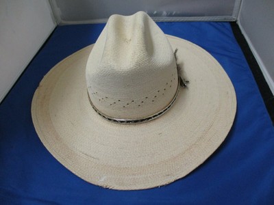 wide brim straw cowboy hats