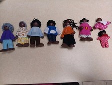 Wooden Poseable Doll Family of 8 African Amer...