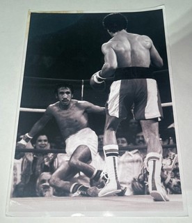 Wilfredo Gomez Ko Carlos Zarate Black And White Vintage Boxing Photo Puerto Rico