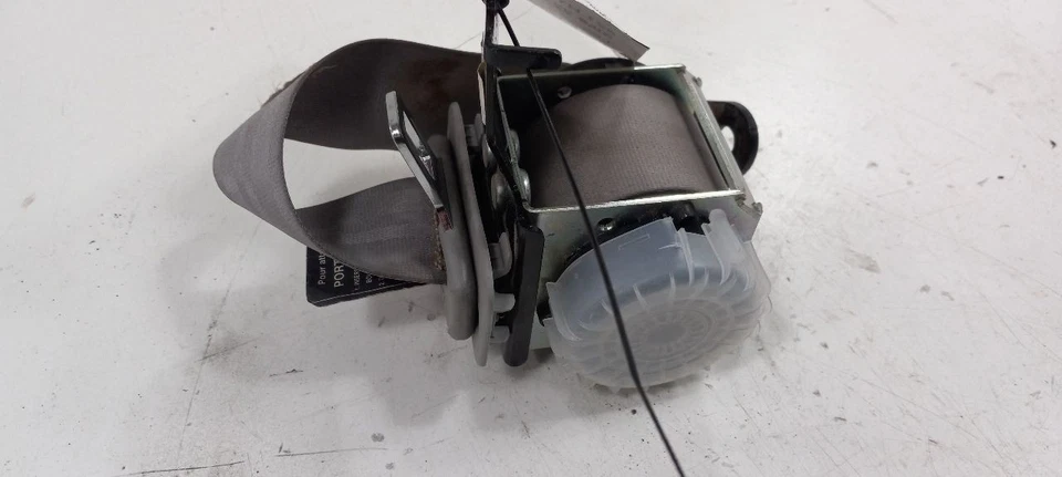 Hyundai Accent Seat Belt Strap Retractor Left Rear Back 2006 2007 2008 2009 2010 Foto 2 de 2