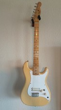 1982 U.S.A. made Fender H1 Bullet stratocaste...