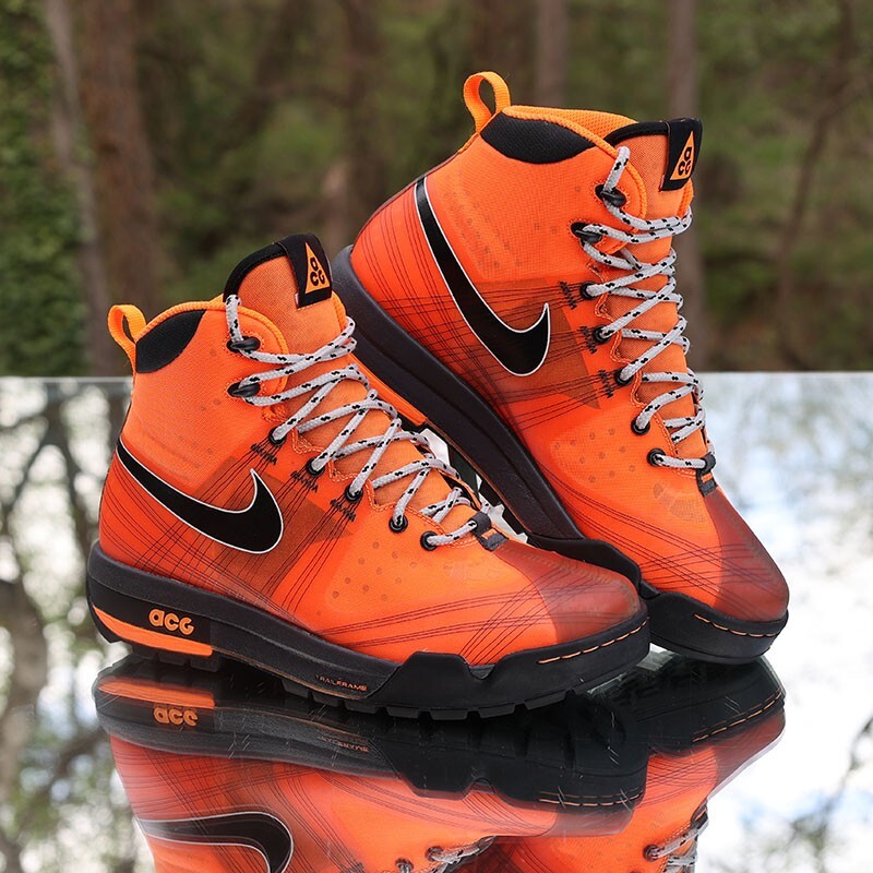 Nike ACG Ashiko Flywire Boot 2009 Men's Size 8 Orange Black Custom