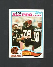 1982 Topps Anthony Munoz RC #51 ~~ Cincinnati Bengals HOF