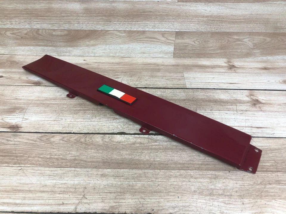 FIAT SPIDER 850 LAMBORGHINI MIURA OEM PLACA DE MALETERO TRASERA PANEL CUBIERTA EMBLEMA 66-69 Foto 3 de 4