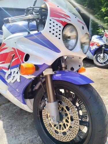 CBR900RRN 1992 MINT CONDITION HONDA FIREBLADE - Picture 3 of 21