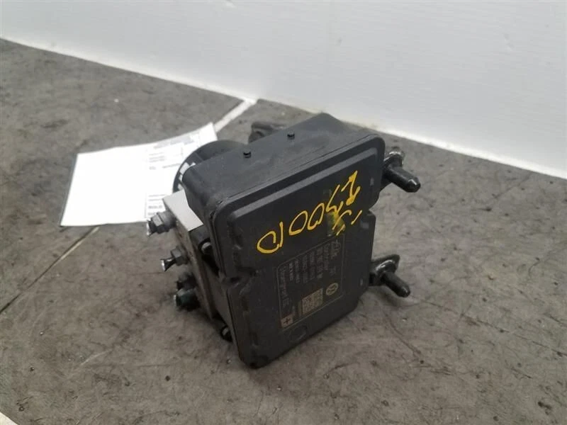 2013-2015 Volkswagen Passat Anti-Lock Brake Pump Control ABS Module Assembly - Imagem 4 de 4