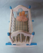 DOLLHOUSE FURNITURE  1980s Miniature Blue Baby Wooden Rocker Cradle & Doll (A1)