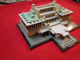 LEGO ARCHITECTURE: Imperial Hotel (21017)  - complete, no box, no instructions