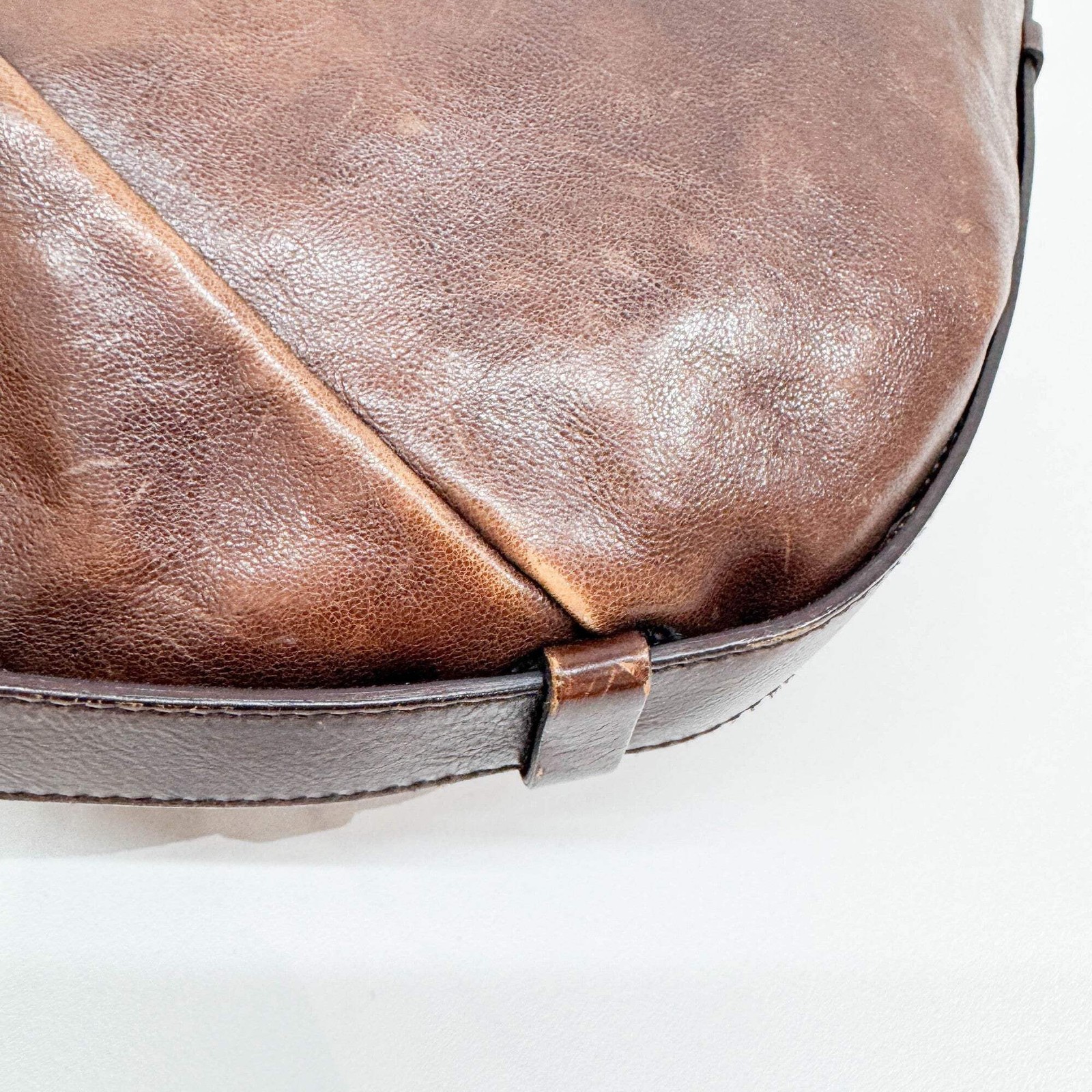 SAINT LAURENT Mombasa Brown Leather Shoulder Bag thumbnail 12