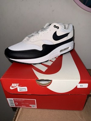 Nike Air Max 1 Chili 2.0 Men s White/Black Low Top Lace-Up Suede Sneakers