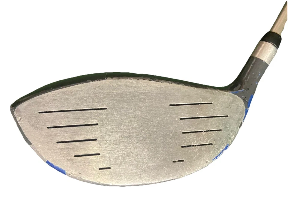 Lady Hagen Titanium Driver 12* RH T3 Damas Flex Grafito 42.5" Nuevo Empuñadura de Terciopelo Foto 3 de 4