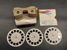 Vintage GAF View-Master Light Brown w/ 3 Bambi Reels Tested Works