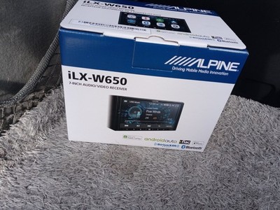ILX-W650 Alpine double den brand new purchased from car toys 
