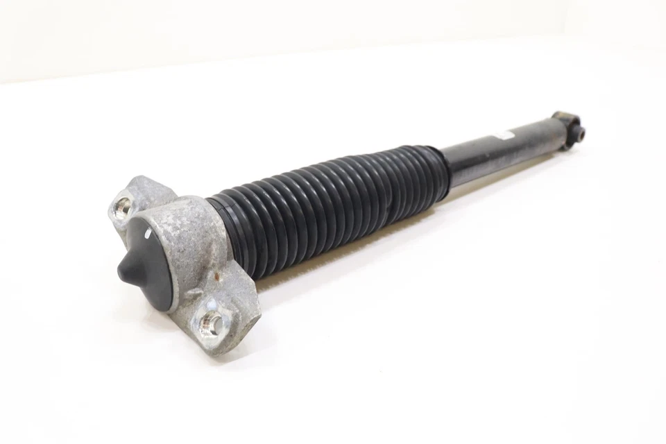 2019 - 2020 HYUNDAI SANTA FE REAR RIGHT SIDE SHOCK STRUT ABSORBER OEM 55300S2000 - Image 2 of 4