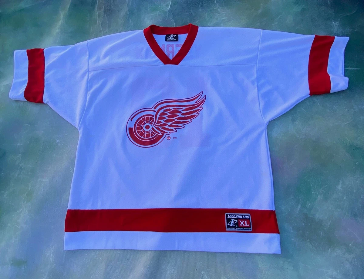 Vintage Detroit Red Wings Steve Yzerman NHL Hockey Jersey