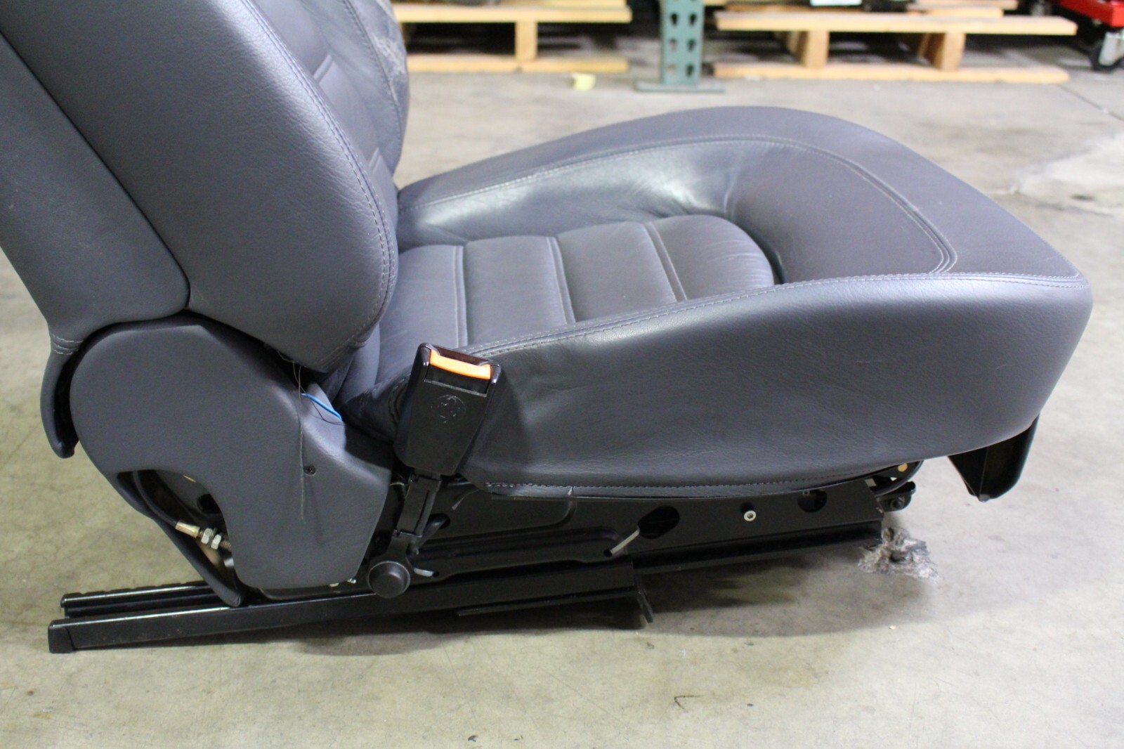 Ferrari 456, LH, Left, Front Seat, Power, Worn Leather, Used, P/N 658321