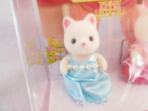 SYLVANIAN FAMILIES BABY PAIR SET PARTY FAN CLUB CALICO CRITTERS EPOCH JAPAN - Picture 5 of 7