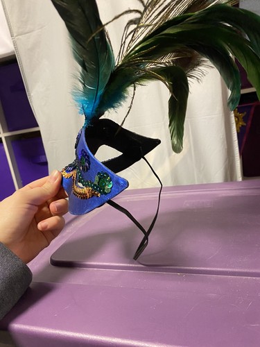 Peacock Feather Masquerade Mask - Picture 8 of 9