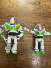 Disney Pixar Toy Story Talking Buzz Lightyear 10  7  Figures with Action Chop