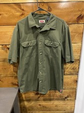 Wrangler Mens XL Button Up Shirt Relax Fit Flap Pockets Army Green Outdoorsman