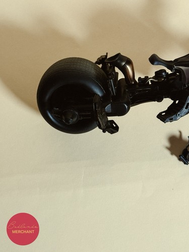 Bandai Movie Realization Batman and Bat-Pod The Dark Knight Figure - Picture 13 of 13