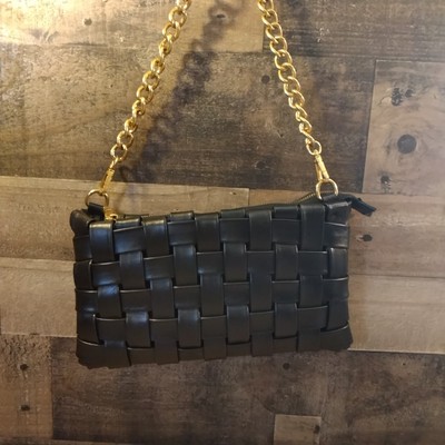 Cuir Veritable -Made In Italy Black Leather Woven Handbag
