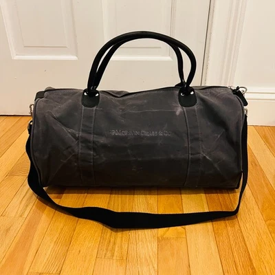 Rare 100% Authentic JP Morgan Chase Private Client Banker Wax Duffle Bag - Image 1 of 4