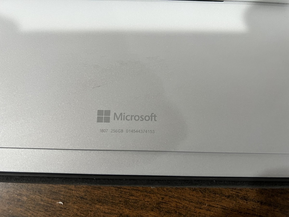 Microsoft Surface Pro 5th Gen. 1807 12.3