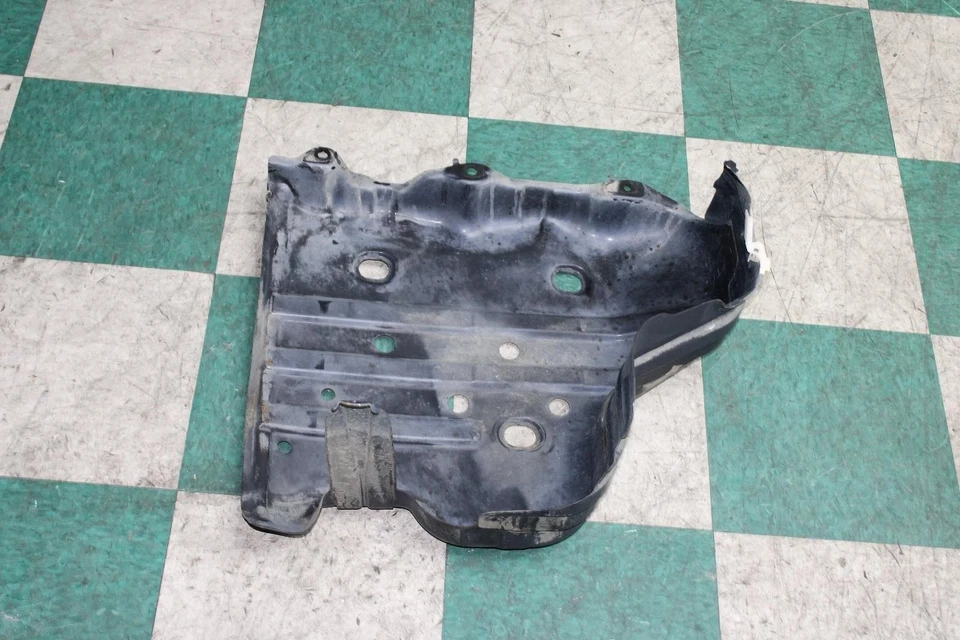 10-24 4 Runner Gas Fuel Tank Reservoir Skid Plate Shield Guard Unit Factory OEM - Image 4 of 4