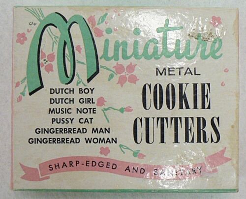 VINTAGE 6 MINIATURE COOKIE CUTTERS IN ORIGINAL BOX - Picture 1 of 2