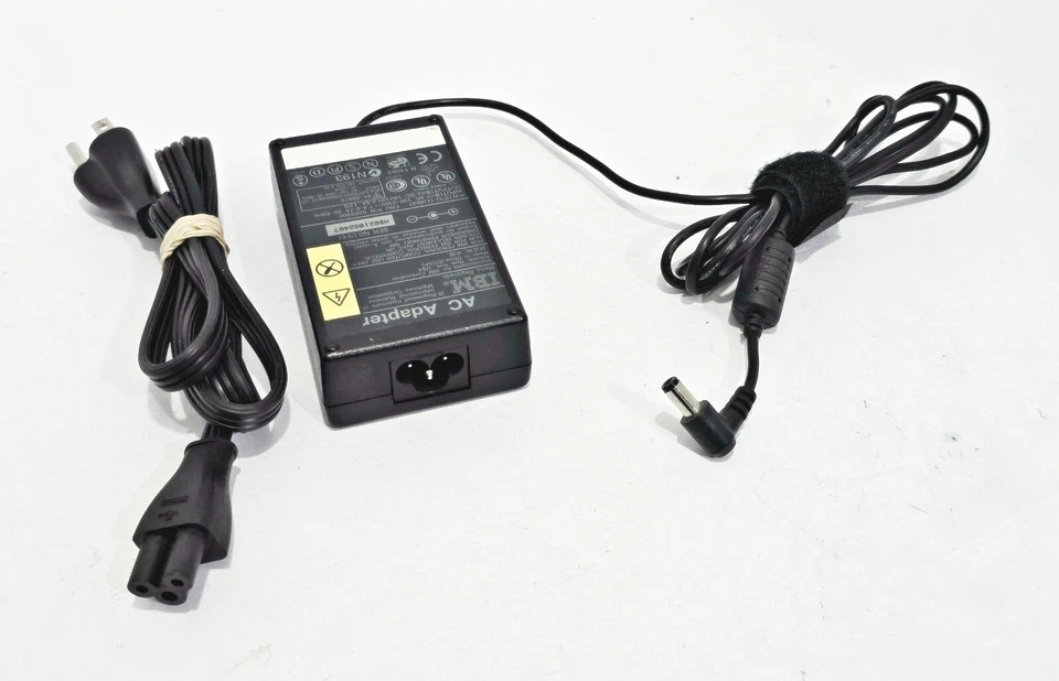 Cargador adaptador fuente de alimentación IBM 11J8627 AC DC 19V 2.4A para Thinkpad 310 OEM Foto 2 de 4