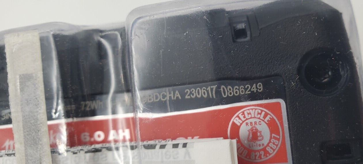 Milwaukee M12 12V LithiumIon XC Extended Capacity Battery Pack 6.0Ah M