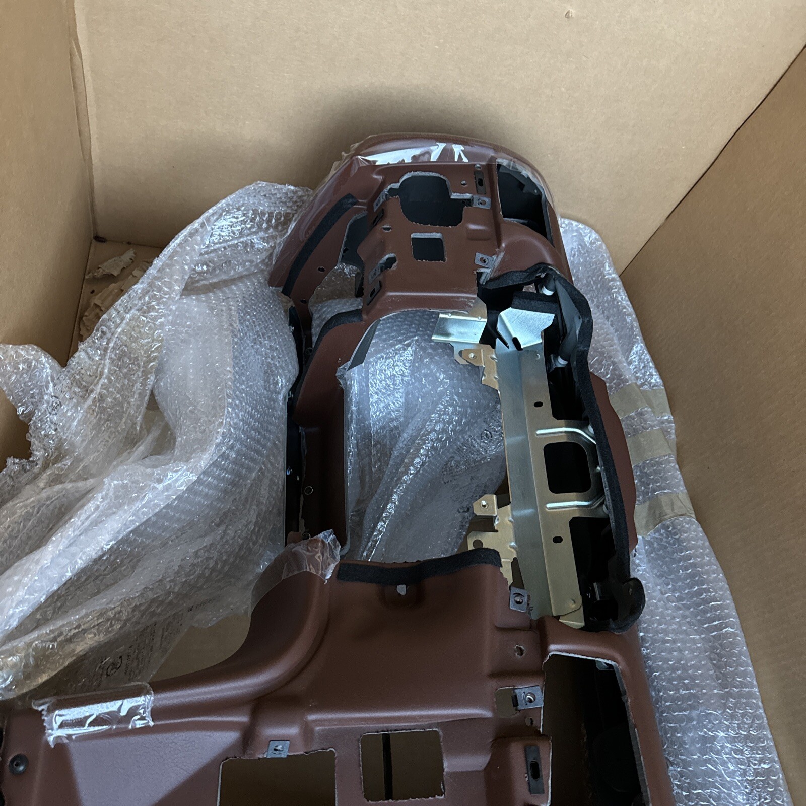 09-17 Maserati Gran Turismo S Front Dashboard Dash Cover Panel Brown Oem New (N)