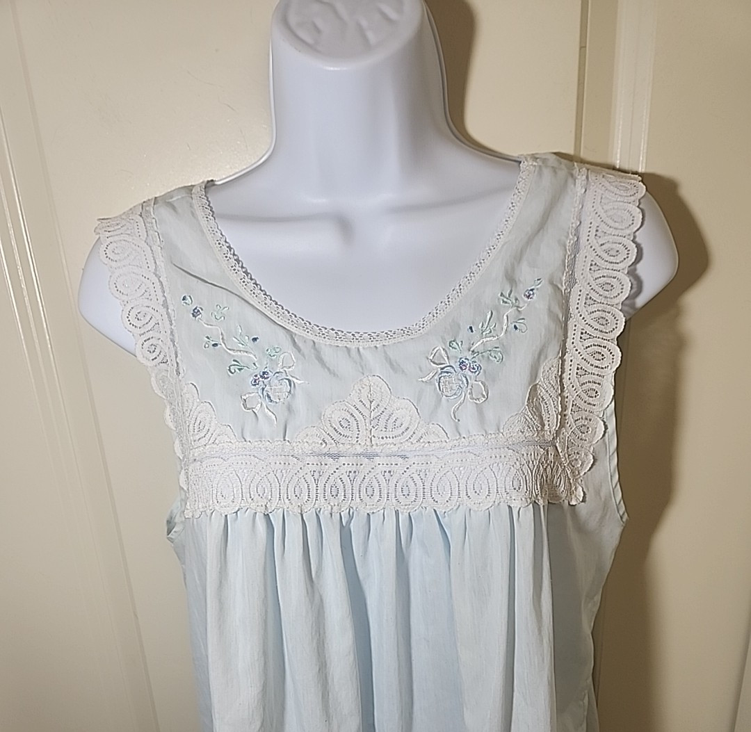 Picture 4 of 24