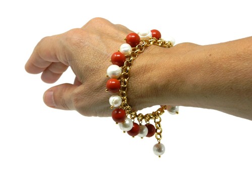 Bracciale charms palline di pasta di corallo rosso Sardegna e perle bianche - Picture 4 of 6
