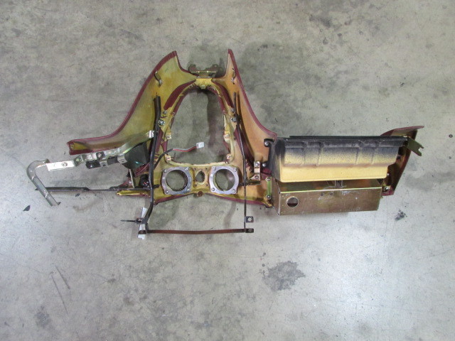 Maserati Coupe, Dashboard Assembly, Lower Section, Bordeaux, Used, P/N 66773225