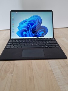 MICROSOFT Surface Pro 9 , 13 Zoll Display, Intel® Core™ i7 + Tastatur