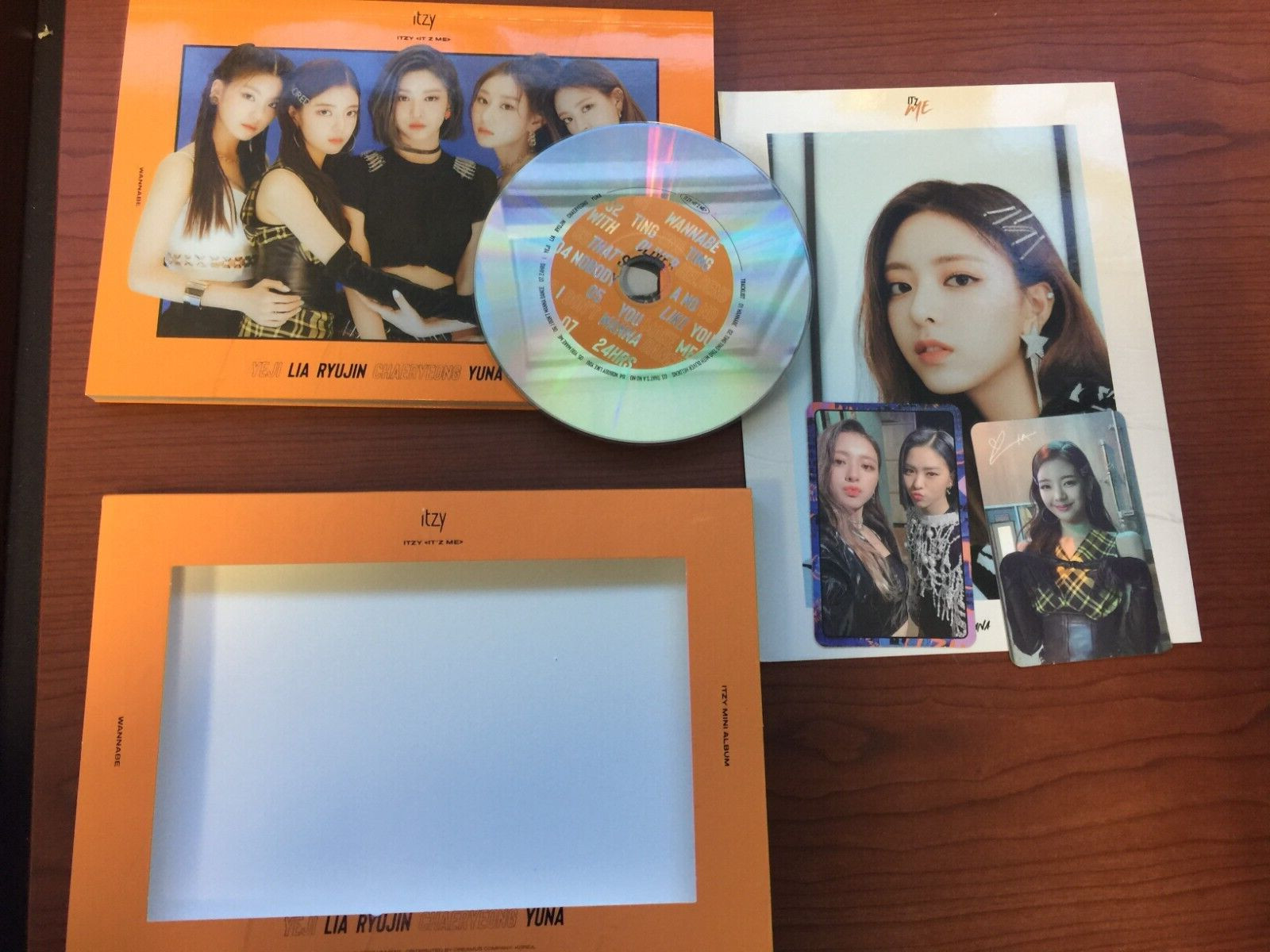 Itzy (It's Me) Wannabe Mini-Album KPop